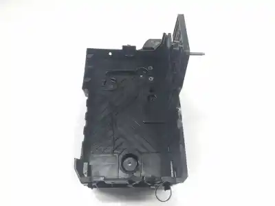 Second-hand car spare part medium for citroen c4 lim. 1.2 12v e-thp oem iam references 9823533180  9823533180