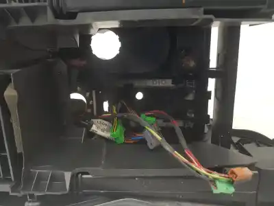 Second-hand car spare part center armrest for land rover range rover (lm) 3.6 td v8 oem iam references fjz500102sms  fjb500980pvj