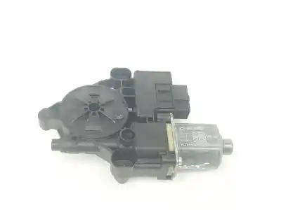 Автозапчастина б/у двиг скла задне ліво для skoda octavia lim. (nx3) 2.0 tdi посилання на oem iam 5q0959407d  5q0959407d