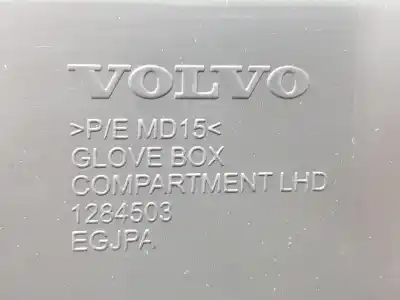 Автозапчастина б/у бардачок для volvo v40 cross country 2.0 d посилання на oem iam 8632803