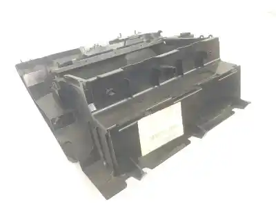 Peça sobressalente para automóvel em segunda mão porta luvas por bmw x3 (e83) 2.0 d referências oem iam 51163420526  51163420526