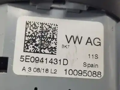 Автозапчастина б/у управління світлом для skoda fabia style посилання на oem iam 5e0941431d  5e0941431dwhi