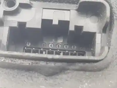 Автозапчастина б/у замок дверей заднього лівого для skoda fabia style посилання на oem iam 5ta839015e  5g4839015d