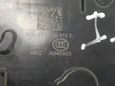 Автозапчастина б/у замок дверей заднього лівого для skoda fabia style посилання на oem iam 5ta839015e  5g4839015d