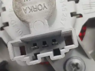 Second-hand car spare part left tailgate light for seat altea 2.0 tdi oem iam references 5p0945111b  5p0945111b