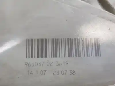 Автозапчастина б/у правий ліхтар для audi a4 b7 (8ec) 2.0 tdi 16v посилання на oem iam r965084