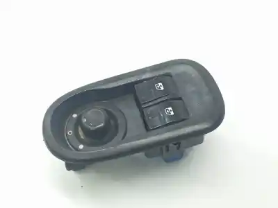 Second-hand car spare part left front power window switch for renault master iii furgoneta (fv) 2.3 dci 145 fwd (fv0e fv0f fv0h fv02 fv0m fv0s.... oem iam references 8200108269  8200108269