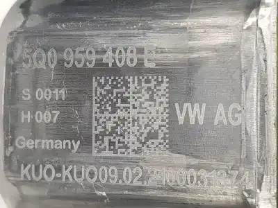 Автозапчастина б/у двигатель заднього правого скла для volkswagen tiguan (ad1, ax1) 2.0 tdi посилання на oem iam 0130822724  5q0959408e
