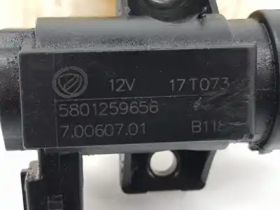 Автозапчастина б/у розсильний клапан для iveco daily ka 3.0 d посилання на oem iam 17t073  5801259656