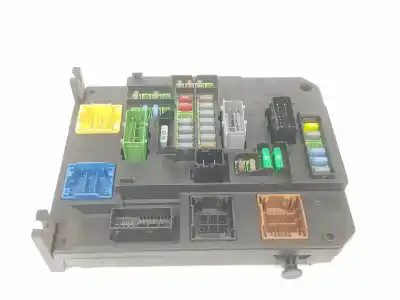 Peça sobressalente para automóvel em segunda mão CAIXA DE FUSÍVEIS E RELÉS por PEUGEOT 508 SW  Referências OEM IAM 9665547580  657096