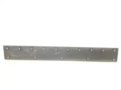 Pezzo di ricambio per auto di seconda mano modanatura per renault master iii furgoneta (fv) 2.3 dci 145 fwd (fv0e fv0f fv0h fv02 fv0m fv0s.... riferimenti oem iam 828213589r  828210160r