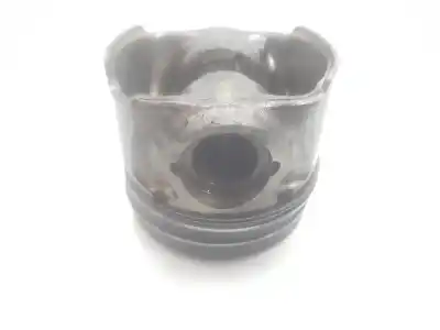 Second-hand car spare part piston for hyundai i30 1.6 crdi 90 classic oem iam references e6b  234102a967