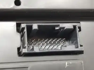 Second-hand car spare part dashboard for bmw 3 (e90) 320 d oem iam references 102535023  62109316127