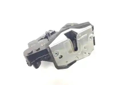 Second-hand car spare part left front door lock for bmw 3 (e46) 320 d oem iam references 7011241  51217011241