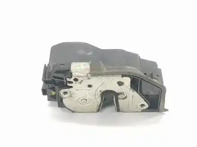 Second-hand car spare part left front door lock for bmw x3 (e83) 2.0 d oem iam references 7202143