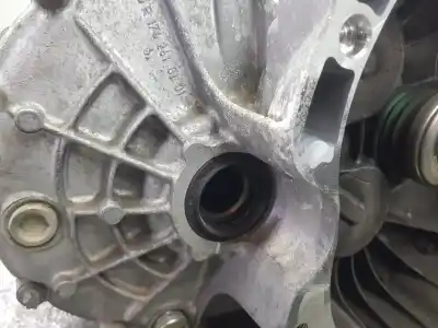 Автозапчасти б/у коробка передач за clase c clase a 2.1 cdi ссылки oem iam 711645  a2463605500