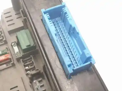 Second-hand car spare part fuse box unit for bmw x6 (e71) 3.0d oem iam references 92389031  61149145115