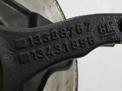 Автозапчасти б/у передняя левая кулачка за opel corsa d (s07) 1.4 (l08 l68) ссылки oem iam 13388767