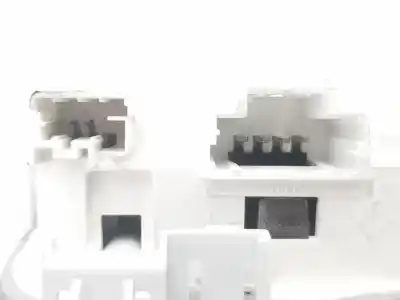 Автозапчасти б/у внутренний свет за peugeot 208 ii (ub_, up_, uw_, uj_) 1.6 hdi 90 (ub9hpa) ссылки oem iam 2519000  96781445pr