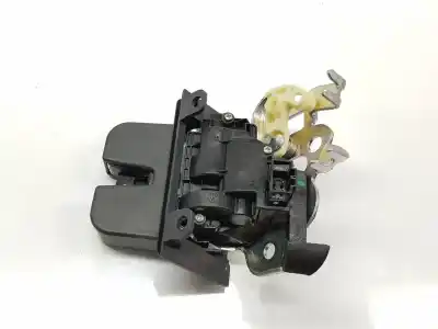 Second-hand car spare part trunk lock for skoda rapid 1.2 tsi oem iam references 8r0827505a  8r0827505a