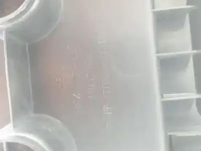 Автозапчастина б/у центральний подлокник для mitsubishi l 200 (ka0/kb0) 2.5 di-d cat посилання на oem iam mn173078  mn179797ha