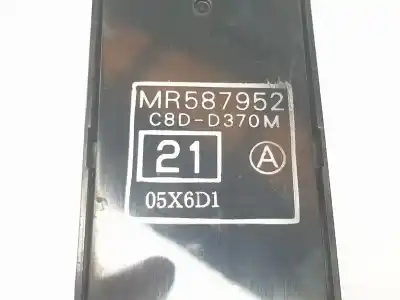Second-hand car spare part left front power window switch for mitsubishi l 200 (ka0/kb0) 2.5 di-d cat oem iam references mr587952  mr587952