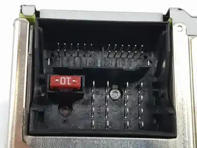Second-hand car spare part audio system / radio cd for audi a3 (8p) 1.6 tdi ambiente oem iam references 8p0035186ab  8p0035186ab
