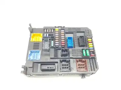 Pièce détachée automobile d'occasion BOÎTES À FUSIBLES pour CITROEN JUMPY COMBI  Références OEM IAM 9822745880  1617016180