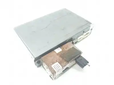 Piesă de schimb auto la mâna a doua SISTEM DE NAVIGARE GPS pentru TOYOTA LAND CRUISER (J12)  Referințe OEM IAM 8684113020  8684113020