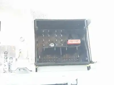 Second-hand car spare part audio system / radio cd for audi a4 b7 avant (8ed) 2.0 tdi 16v oem iam references 8e0035186al  8e0035186al