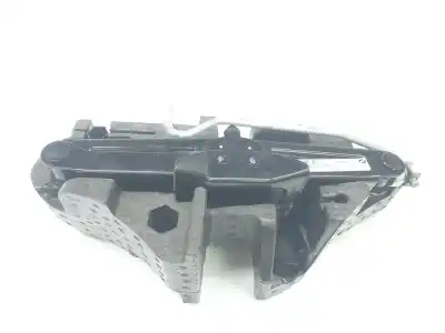 Pièce détachée automobile d'occasion CRIC HYDRAULIQUE pour RENAULT MEGANE III BERLINA 5 P  Références OEM IAM 995500002R  995500002R