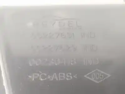 Автозапчастина б/у бардачок для renault captur i (j5_, h5_) 0.9 tce 90 посилання на oem iam 00227631