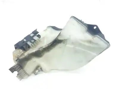 Second-hand car spare part windscreen washer bottle for bmw 3 (e46) 320 d oem iam references 7007970  61667007970