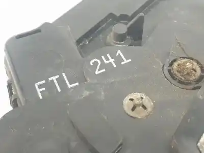 Second-hand car spare part left front door lock for bmw 3 (e46) 320 d oem iam references 7011241  51217011241