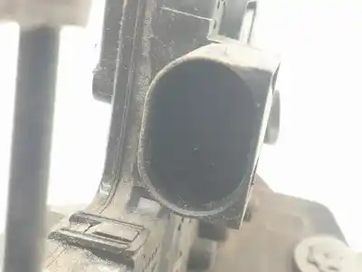 Second-hand car spare part left front door lock for bmw 3 (e46) 320 d oem iam references 7011241  51217011241