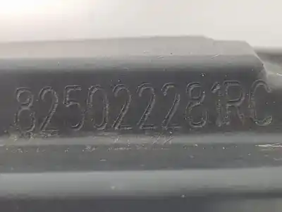 Автозапчасти б/у замок задней правой двери за dacia sandero 0.9 tce cat ссылки oem iam 825022281r  825022281r