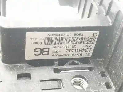 Second-hand car spare part fuse box unit for opel corsa e (x15) 1.4 lpg (08 68) oem iam references 13491092  13491092