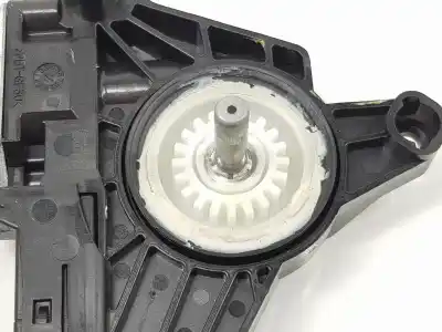 Peça sobressalente para automóvel em segunda mão motor elevador vidro traseiro direito por volvo v40 cross country 2.0 d referências oem iam 31378401