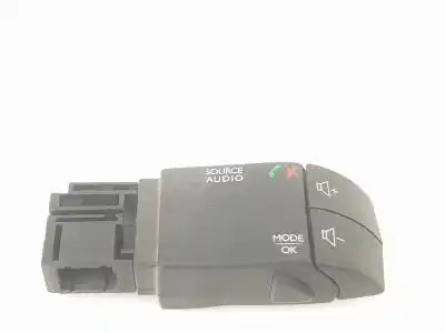 Peça sobressalente para automóvel em segunda mão comandos do volante por dacia sandero 1.5 dci 75cv referências oem iam 255522448r