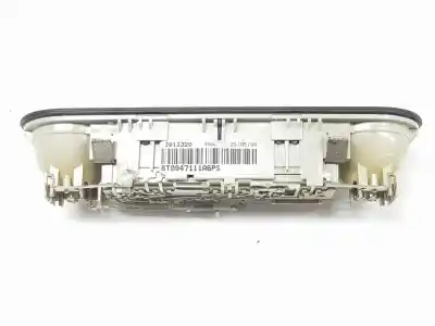 Автозапчастина б/у внутрішне світло для audi a4 avant 3.0 v6 24v tdi clean diesel посилання на oem iam 8t0947111a  8t0947111a