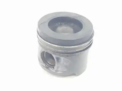 Second-hand car spare part piston for dacia duster (hs_) 1.5 dci (hsaj) oem iam references 7657hx  120a11104r