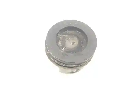 Second-hand car spare part piston for dacia duster (hs_) 1.5 dci (hsaj) oem iam references 7657hx  120a11104r