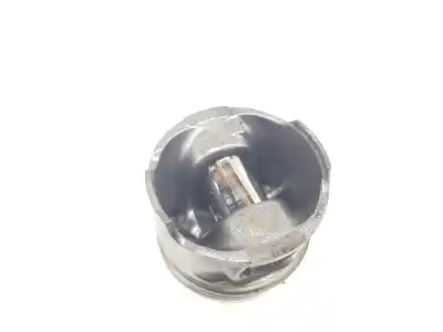 Second-hand car spare part piston for dacia duster (hs_) 1.5 dci (hsaj) oem iam references 7657hx  120a11104r