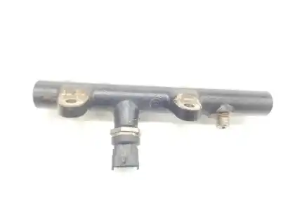 Second-hand car spare part distributor pipe for dacia duster (hs_) 1.5 dci (hsaj) oem iam references 175215346r  175215346r