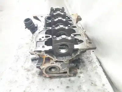 Second-hand car spare part block for dacia duster (hs_) 1.5 dci (hsaj) oem iam references 19733r  110108501r