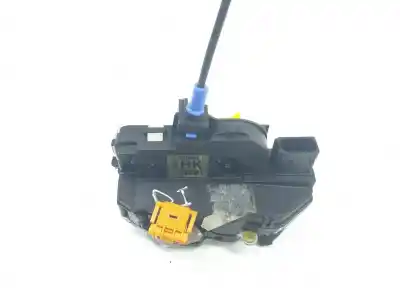Second-hand car spare part left front door lock for corsa mokka x 1.6 cdti dpf oem iam references 13579522  13579522