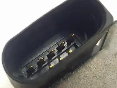 Автозапчастина б/у коробка метелика для audi a4 avant 3.0 v6 24v tdi clean diesel посилання на oem iam 059129086l  059129086l