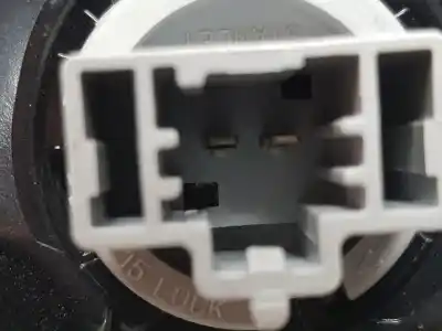 Peça sobressalente para automóvel em segunda mão farolim interior traseiro direito por mazda 3 (bl) 1.6 mzr (bl14) referências oem iam br5s513f0a  br5s513f0a