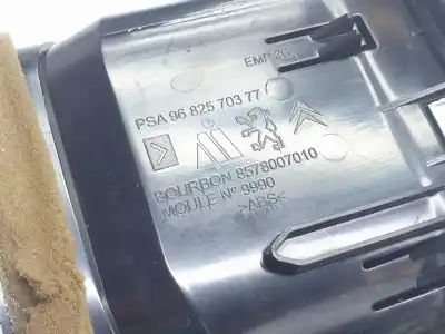 Автозапчастина б/у аератор для citroen c3 picasso (sh_) 1.6 hdi 90 посилання на oem iam 9682570377  8265hs
