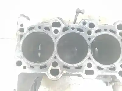 Second-hand car spare part block for bmw 3 touring (e46) 320 d oem iam references bloque 204d1  2247512